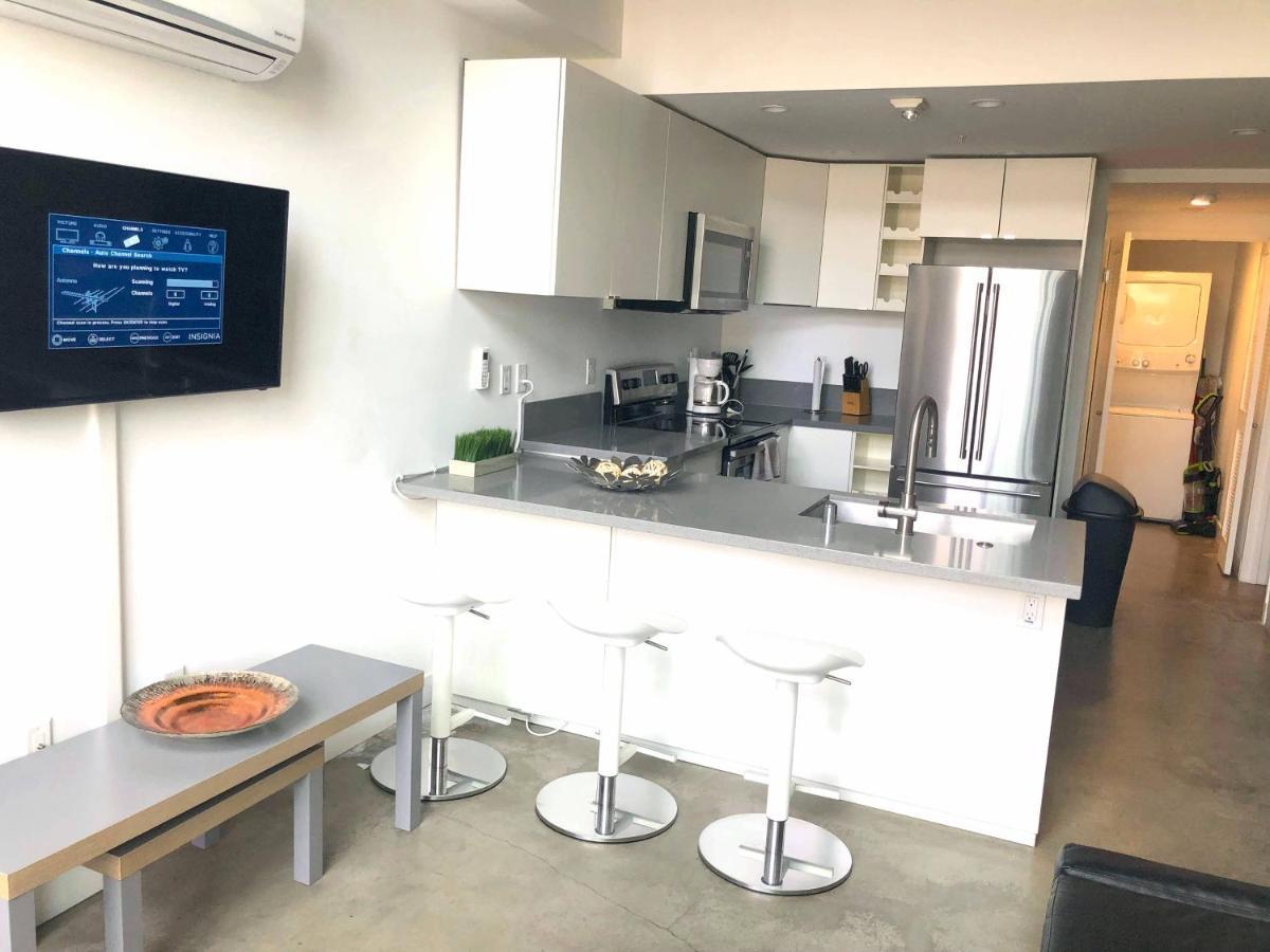 Апартаменти Modern 2 Bdrm W/Parking In The Heart Of Hillcrest Сан-Дієго Екстер'єр фото